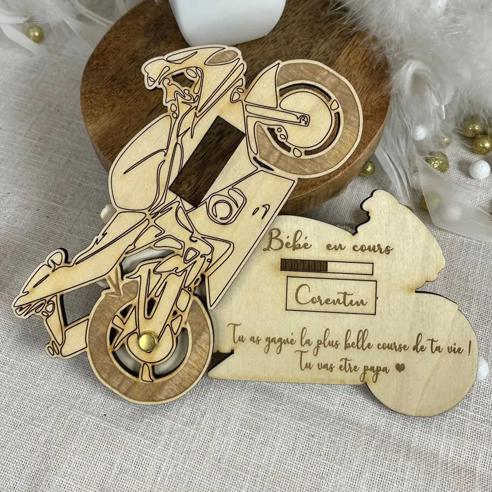 Cake topper en bois sur mesure Laurie déco et lumières