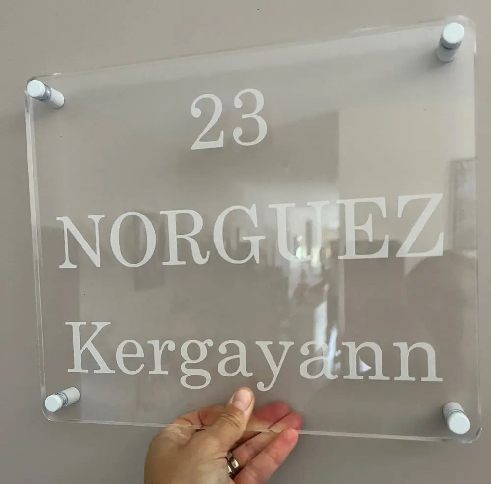 Plaque plexiglas sur entretoise Laurie déco et lumières