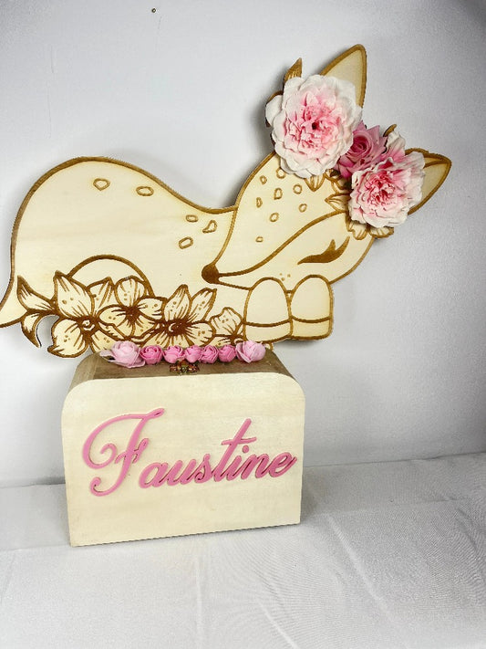 Urne de baptême biche personnalisée Laurie Deco et lumières