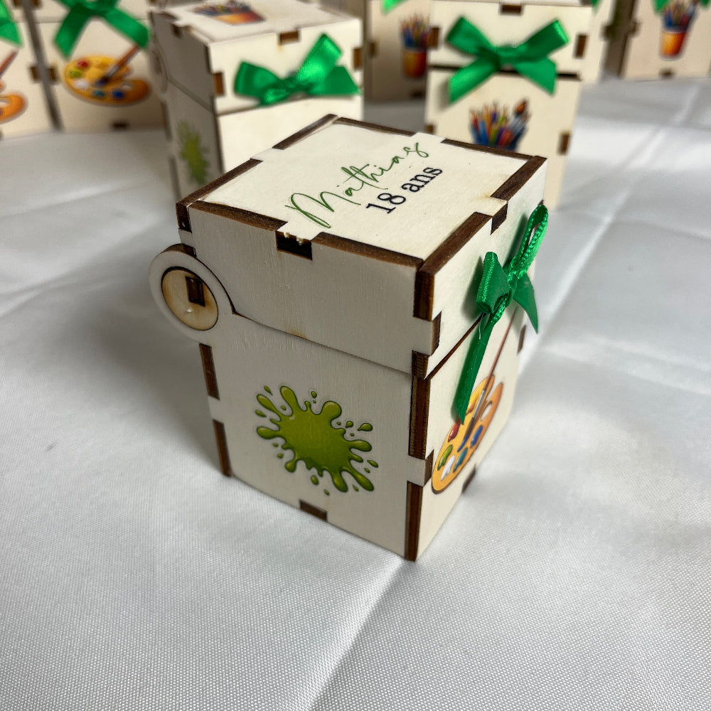 boite a dragees en bois personnalisable 18 ans