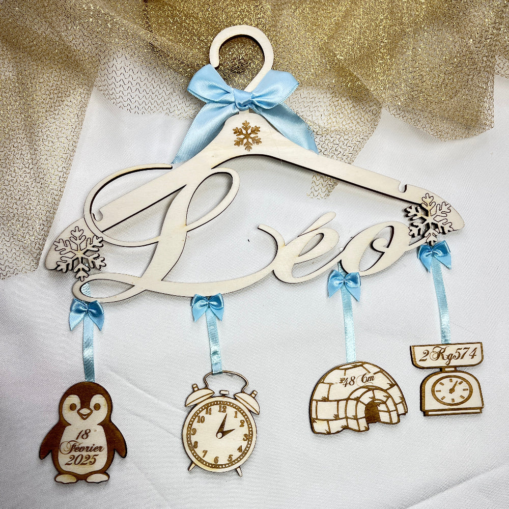 cintre en bois personnalisé polaire  pingouin