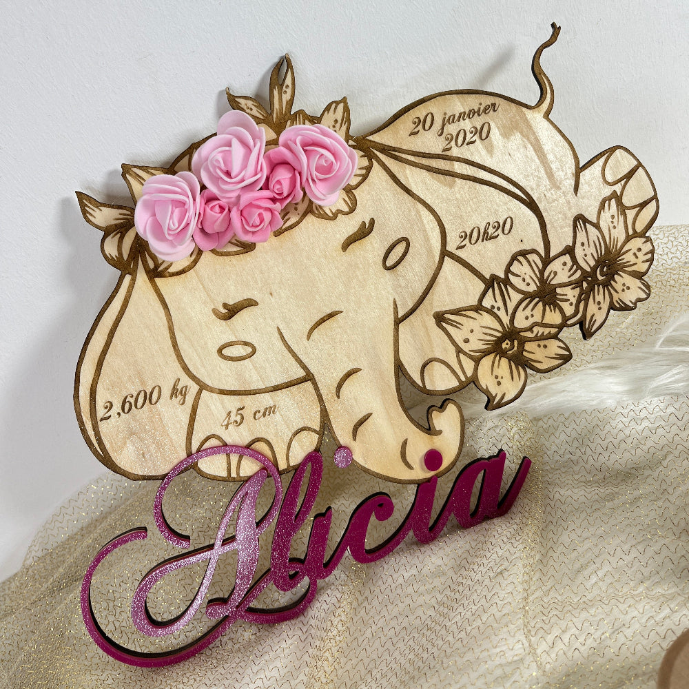 decoration de naissance elephante personnalisable