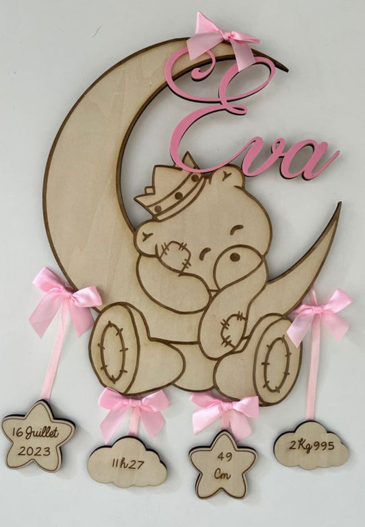 décoration de naissance en bois personnalisée
