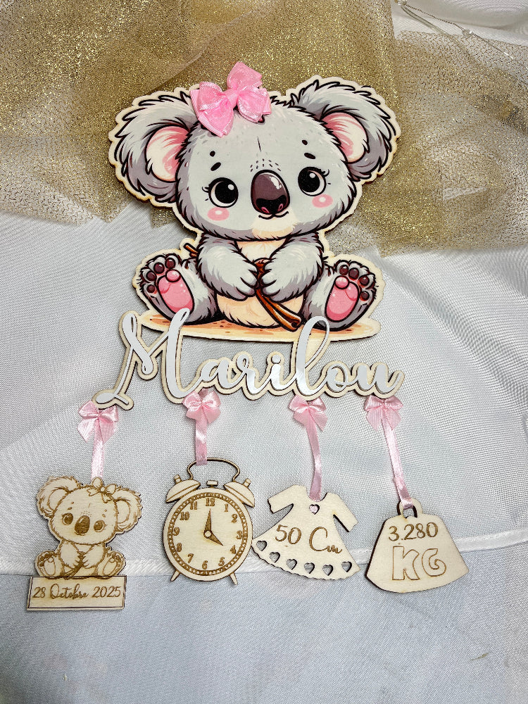decoration en bois de naissance koala avec suspensions
