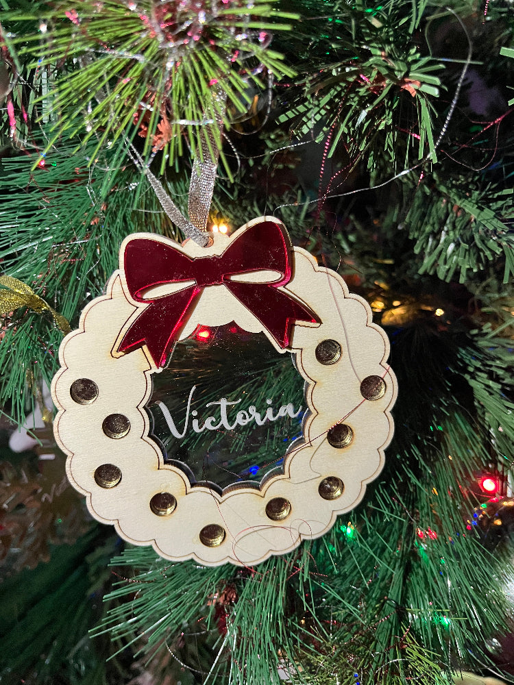 suspension de noel couronne