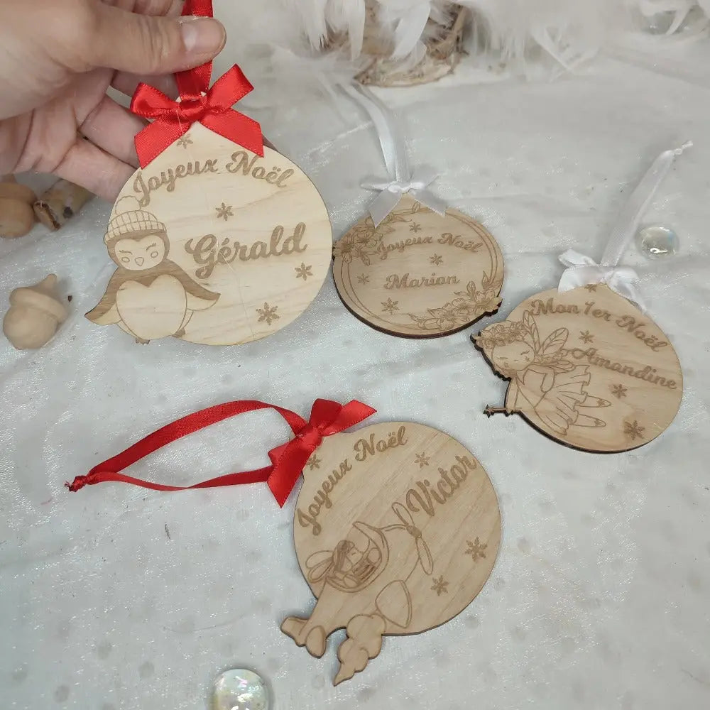 Boule de noël personnalisable pleine Laurie Déco et lumières