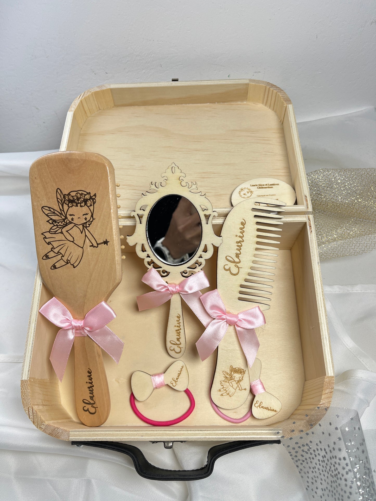🎀 Coffret en Bois Coiffure Personnalisé pour Petite Fille – Cadeau Unique & Fait Main