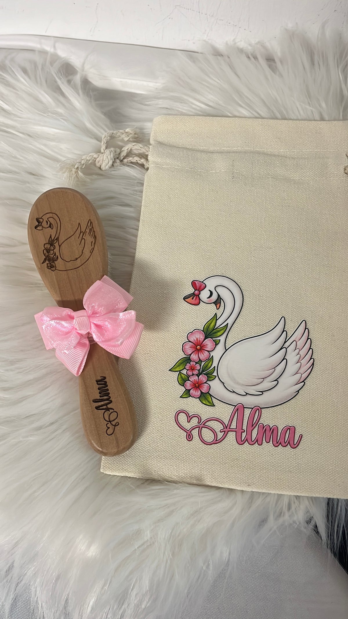 👶 Brosse en bois personnalisée pour bébé – Douceur et soin naturel dès la naissanc