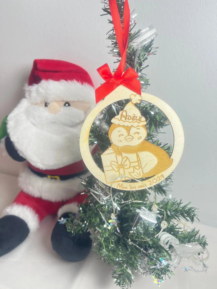 Boule de noël personnalisable en découpe Laurie Déco et lumières