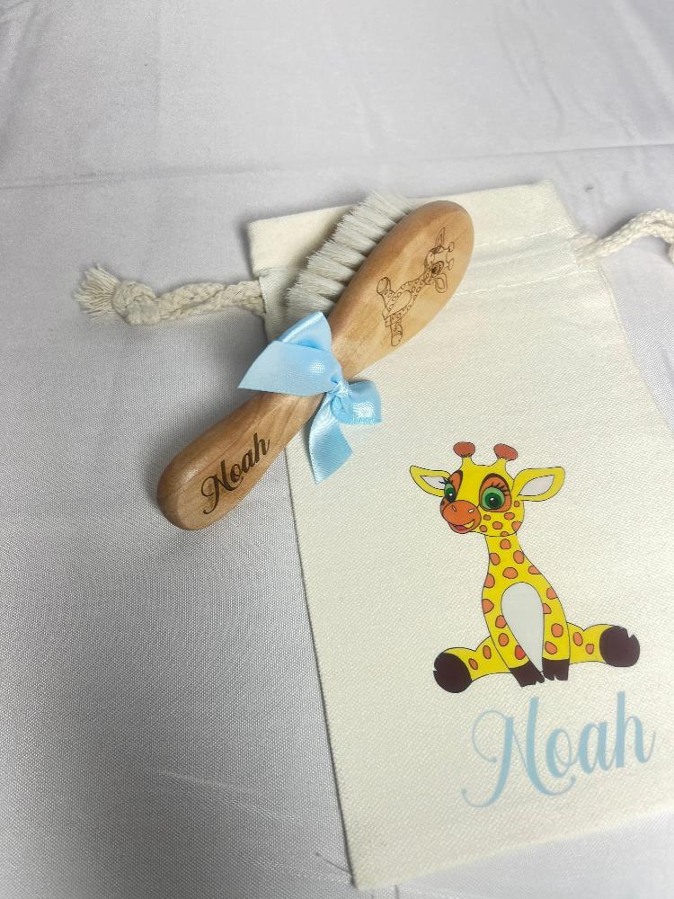 Brosse en bois bébé Laurie Déco et Lumières