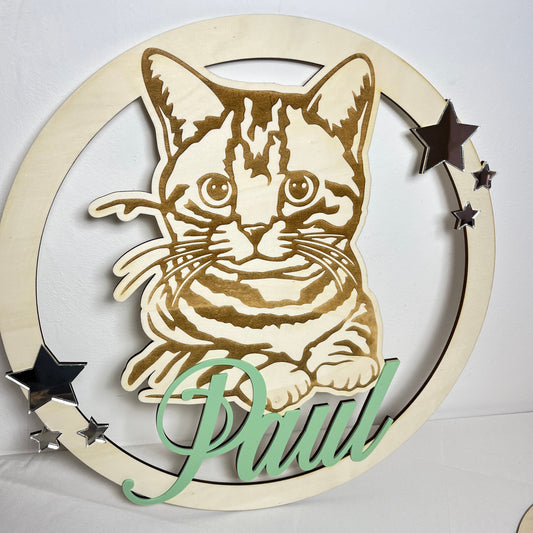Décoration couronne chat personnalisé en bois 