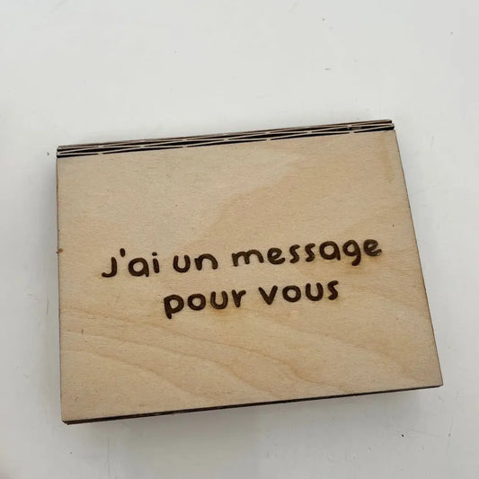 Message cadeau Laurie Deco et lumières