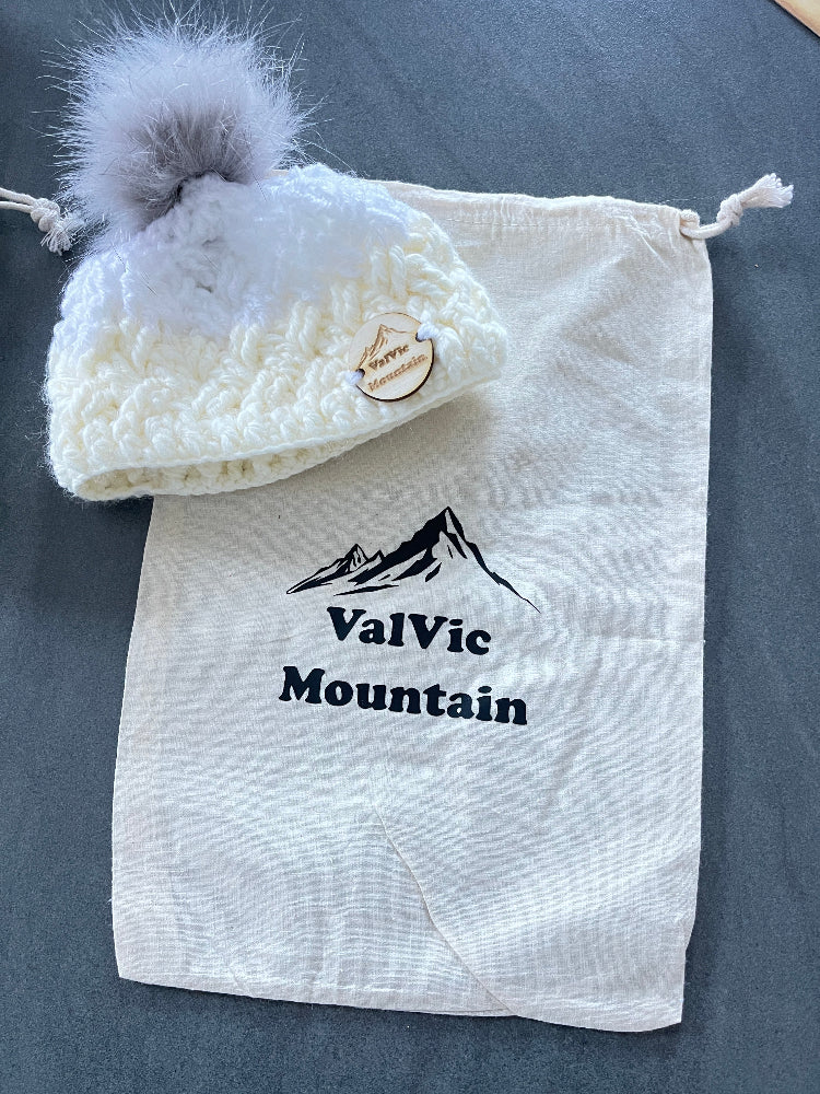 bonnet crochet bebe fait main blanc valvic mountain