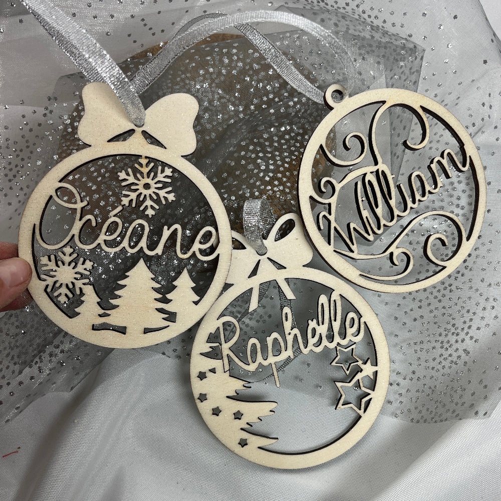 boule de noel en bois personnalisable