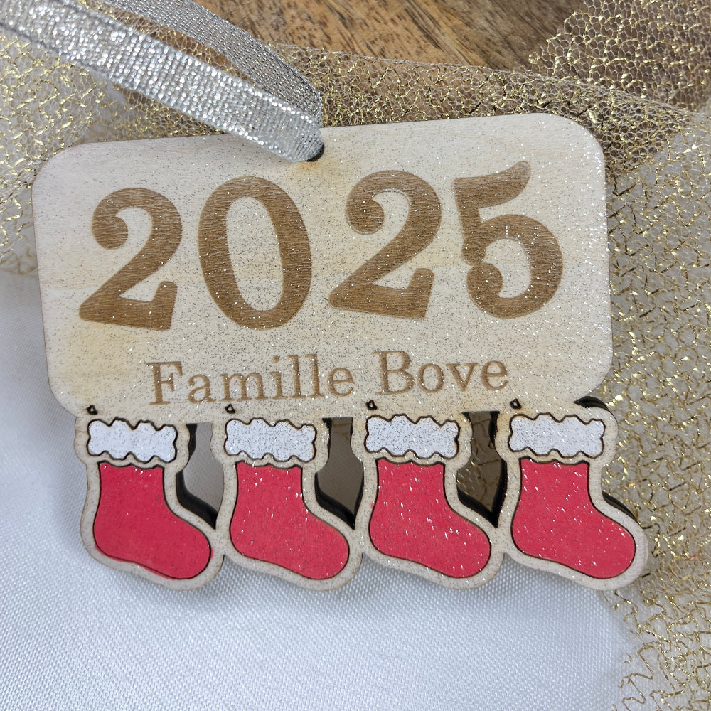 boule de noel famille bottes personnalisable