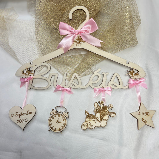 cintre de naissance en bois personnalisable faon