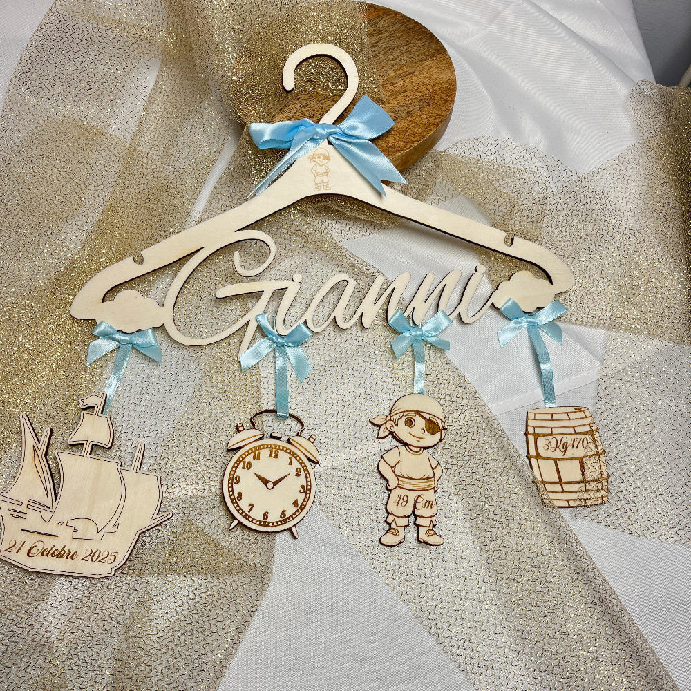 cintre de naissance pirate