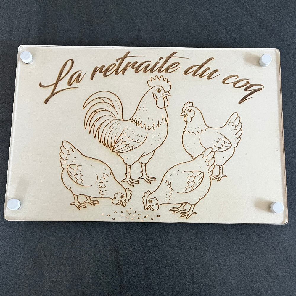 decoration en bois gravé recouverte plexi special exterieur