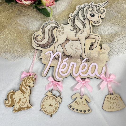 décoration naissance licorne bois