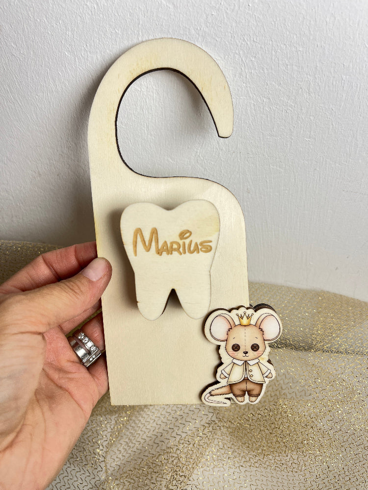 medaillon de porte de la petite souris en bois personnalisable