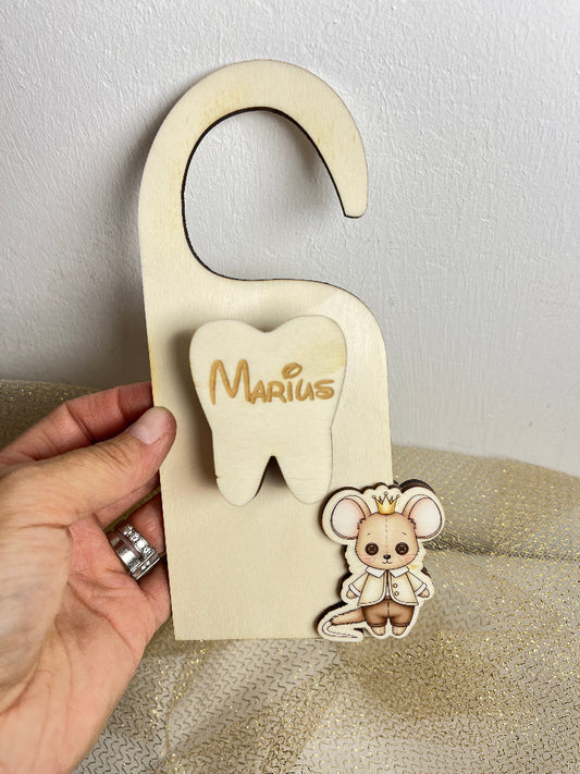 medaillon de porte de la petite souris en bois personnalisable