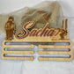 porte medaille en bois ski personnalisable avec photo en gravure