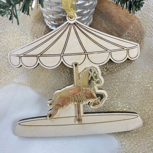 suspension de noel en bois carroussel