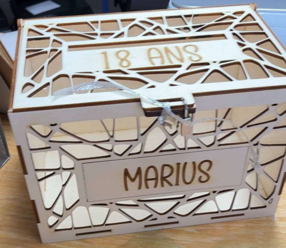 urne d'anniversaire personnalisée homme 