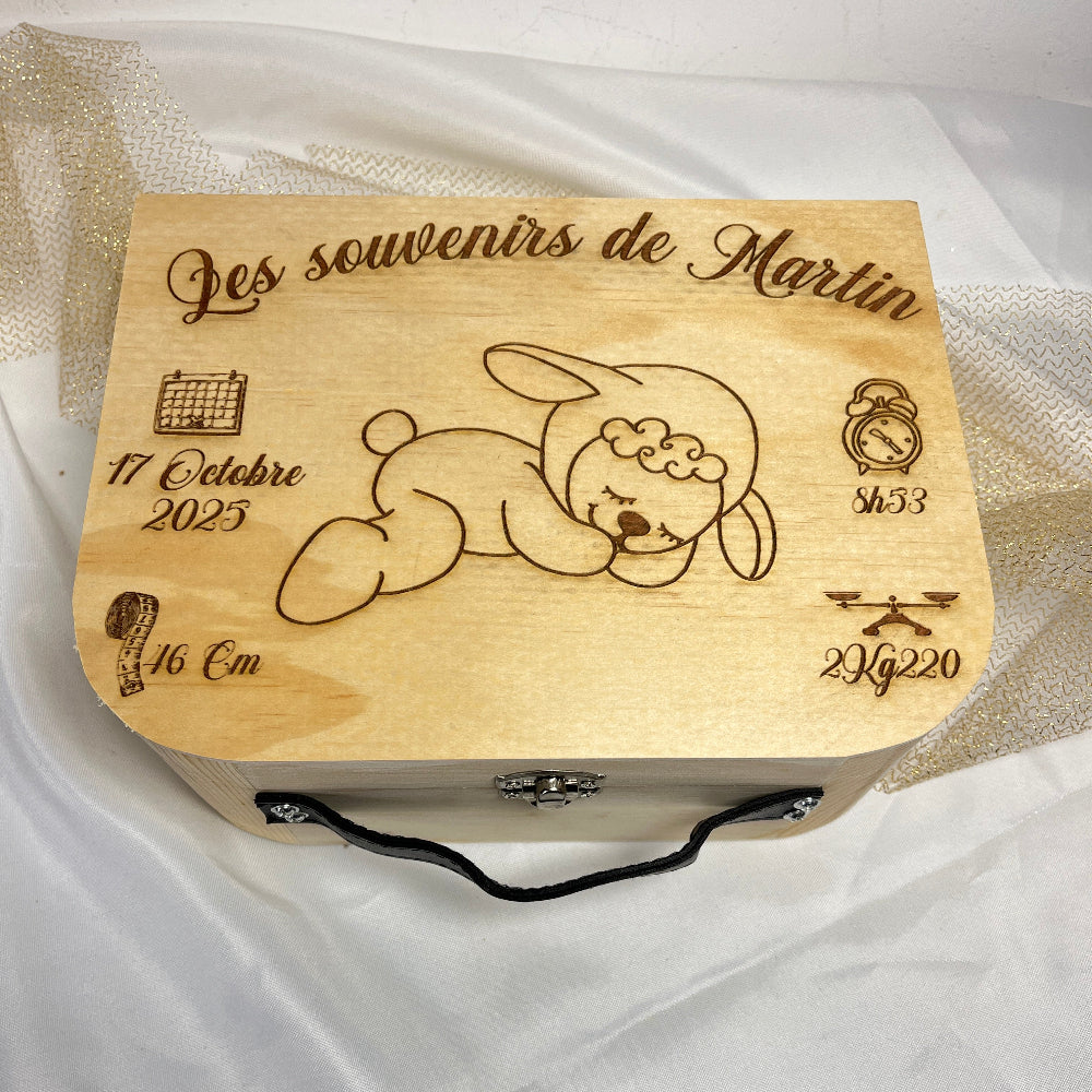valise de naissance bois mouton