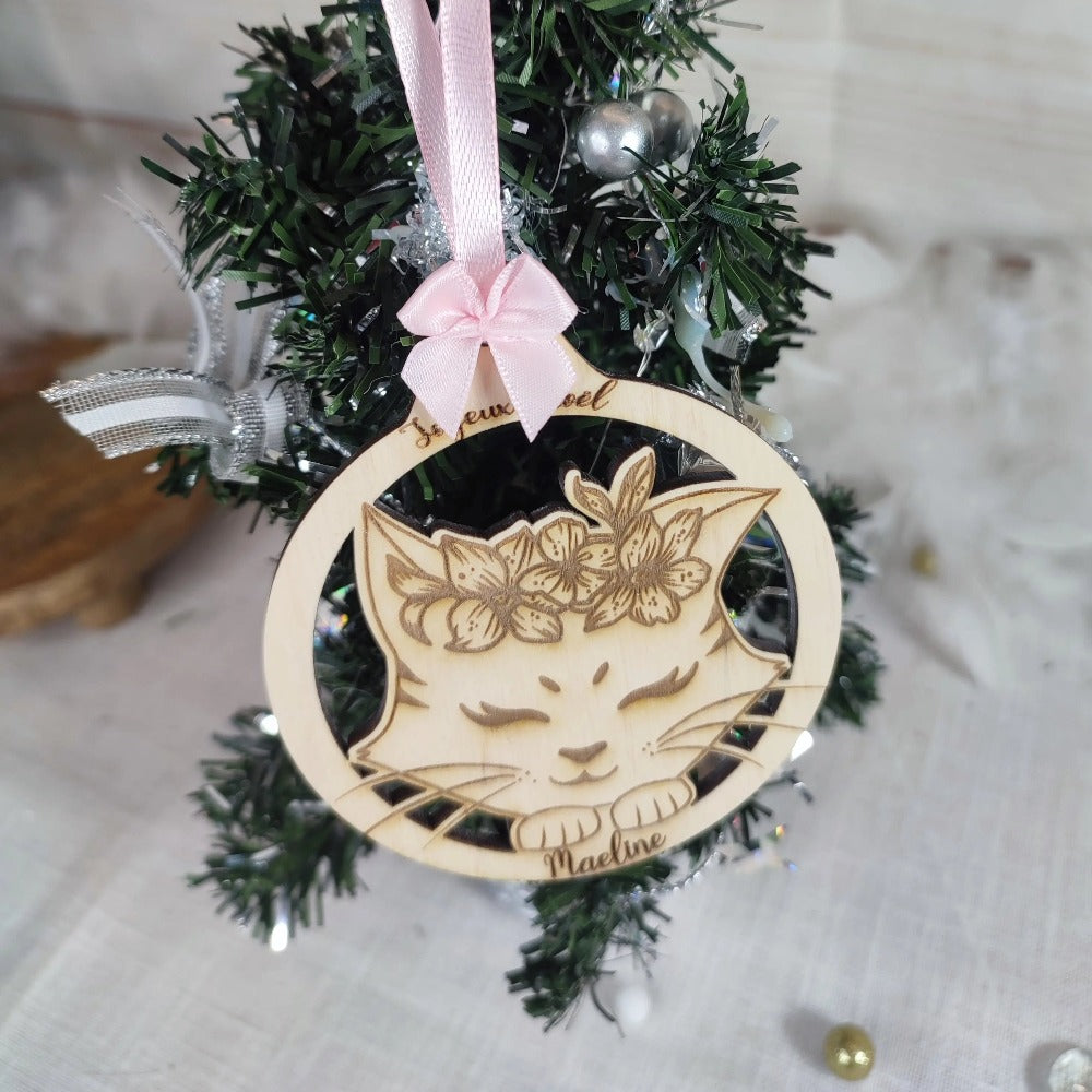 Boule de noël personnalisable en découpe Laurie Déco et lumières